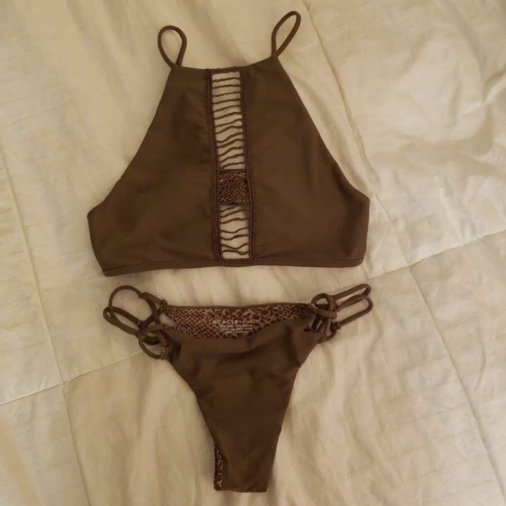 ❌SOLD❌ Acacia Malibu top & Maui bottoms in Opihi